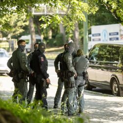 Новини світу - У Європі викрили банду, що крала люксові авто для продажу в Дубаї