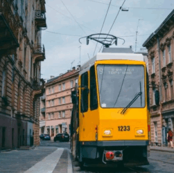 Новини України - Удар по Львову: у місті перебої зі світлом і роботою транспорту