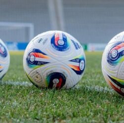 Новини спорту - Україна в матчі з Ісландією одягне жовте