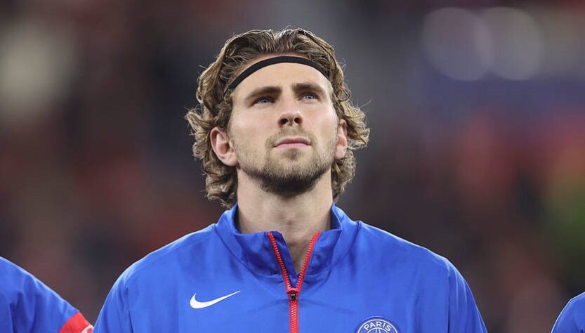 Новини спорту - Український захисник Ілля Забарний у матчі з Брестом у ПСЖ з перших хвилин