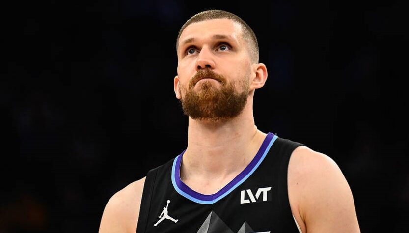 Новини спорту - Українці на паркеті: Михайлюк і Лень стартували у передсезонних матчах