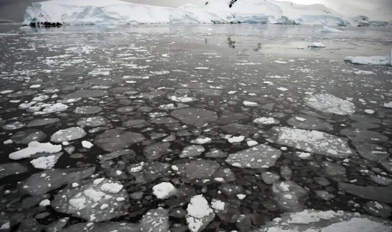 Технології - В Антарктиді фіксується майже рекордне танення льоду