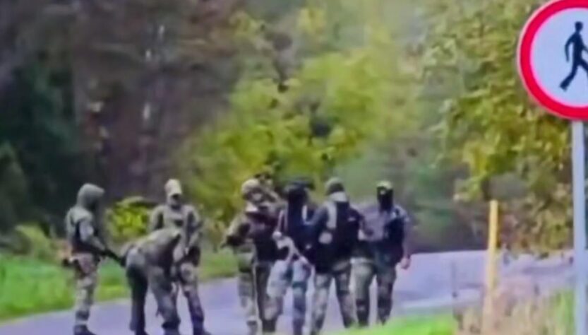 Новини світу - В Естонії перекрили дорогу через активність РФ