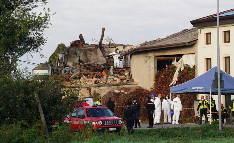 Новини світу - В Італії троє копів загинули внаслідок вибуху під час виселення родини