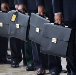 Новини світу - В Узбекистані тисячі чиновників замінять штучним інтелектом