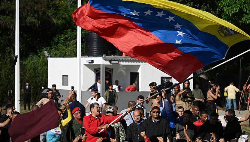 Новини світу - Венесуела закрила посольство в Норвегії після "нобелівки" опозиціонерці