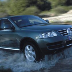 Авто новини - Volkswagen випустить прощальну версію Touareg перед кінцем виробництва