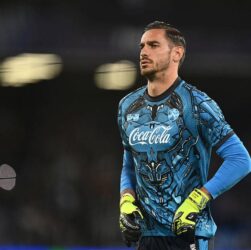 Новини спорту - Воротар Наполі отримав травму і вибув надовго