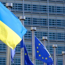 Новини світу - ЄС погодив фінансування України на два роки коштом РФ