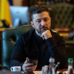 Новини України - Зеленський обговорив із Макроном посилення ППО