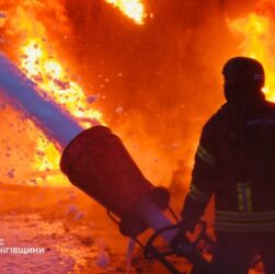 Новини України - Зеленський подякував рятувальникам за оперативну роботу