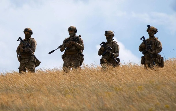 Новини України - Зеленський пропонує Раді продовжити воєнний стан