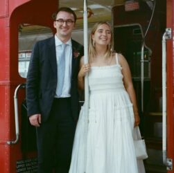 Новини культури - Зірка Гри престолів Айзек Гемпстед Райт одружився