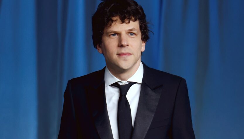 Новини культури - Актор Джессі Айзенберг віддасть нирку незнайомцю