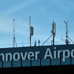 Новини світу - Дрони паралізують роботу трьох аеропортів у Німеччині