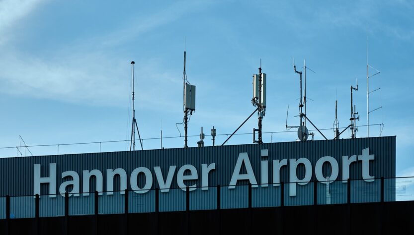 Новини світу - Дрони паралізують роботу трьох аеропортів у Німеччині