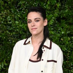 Новини культури - Крістен Стюарт розкритикувала Голлівуд