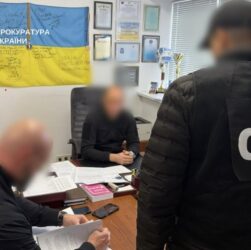 Новини Києва - На Київській митниці викрили схему при розмитненні авто зі США