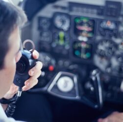 Новини світу - Пілот без кваліфікації керував пасажирськими літаками в Європі