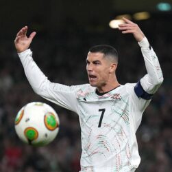 Новини спорту - Роналду і червона картка: перша за збірну