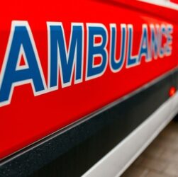 Новини України - Росіяни обстріляла маршрутку у Херсоні, постраждала дитина