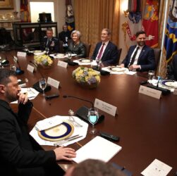 Новини світу - США погрожують припинити постачання зброї Україні - ЗМІ