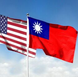 Новини світу - США відновили постачання зброї Тайваню