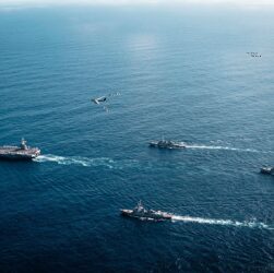 Новини світу - США ввели в Карибське море ударну групу