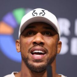 Новини спорту - Стало відомо ім'я потенційного суперника Джошуа до бою з Джейком Полом