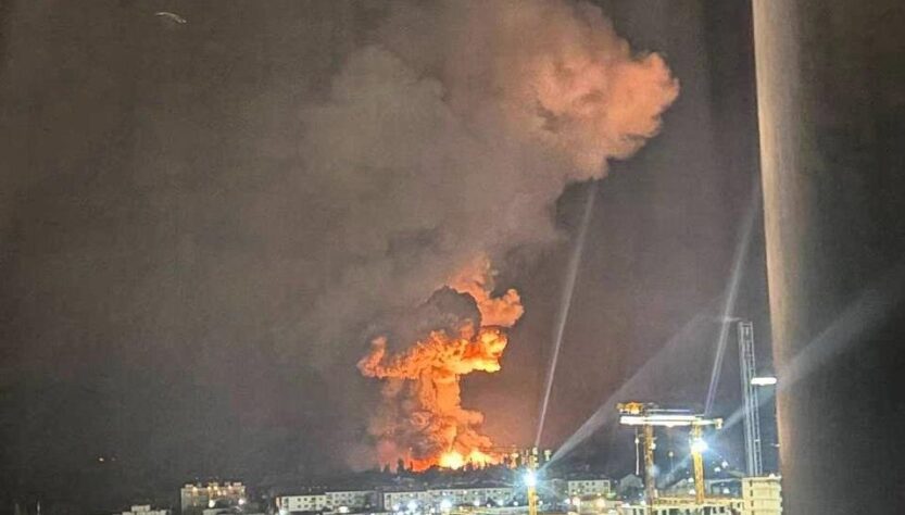 Новини світу - У Новоросійську палає нафтобаза