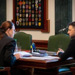 Новини України - Зеленський провів важливу нараду із Свириденко