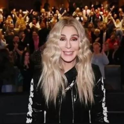 Новини культури - 80-річна Шер планує весілля з молодшим коханим - інсайдери