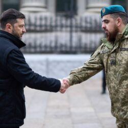 Володимир Зеленський привітав воїнів ракетних військ і артилерії з професійним днем