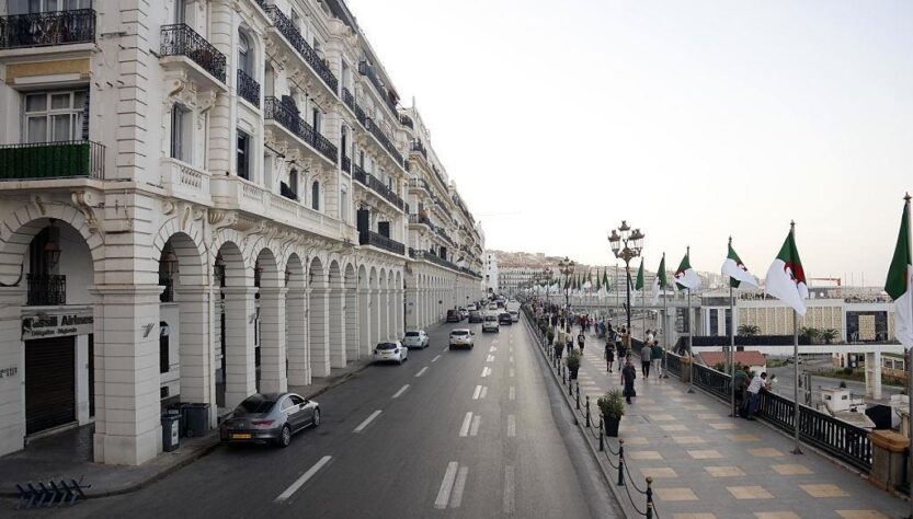 Новини світу - Алжир вимагає у Франції репарації "за злочини колоніалізму"