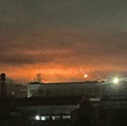 Новини світу - Ані ночі без пожежі: у РФ дрони атакували НПЗ