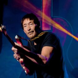 Новини культури - Автор хіта про Різдво: помер британський музикант Кріс Рі