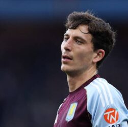 Новини спорту - Барселона має намір повернути захисника національної збірної в Ла Лігу