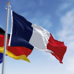 Новини світу - Берлін та Париж прокоментували нову Стратегію нацбезпеки США