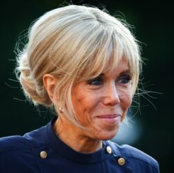 Новини культури - Бріджит Макрон потрапила у скандалі через висловлювання про феміністок