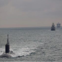 Новини світу - Британський флот три дні переслідував субмарину РФ