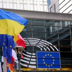 Новини світу - Чотири країни ЄС виступили проти репараційного кредиту Києву