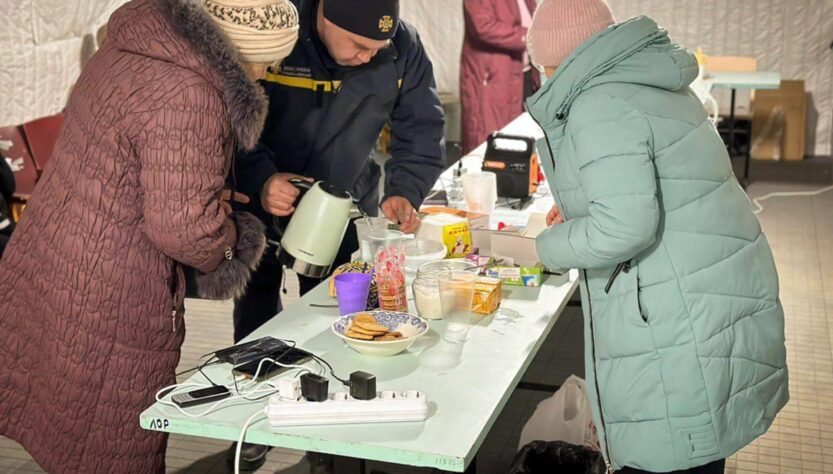 Новини України - ДСНС показала, як Одеса тиждень живе без світла