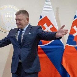 Новини України - Фіцо пообіцяв блокувати "репараційну поизку" Україні