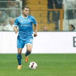 Новини спорту - Караваєв зіграв ювілейний поєдинок