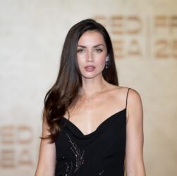 Новини культури - Колишні дружини Тома Круза підтримали Ану де Армас після розриву