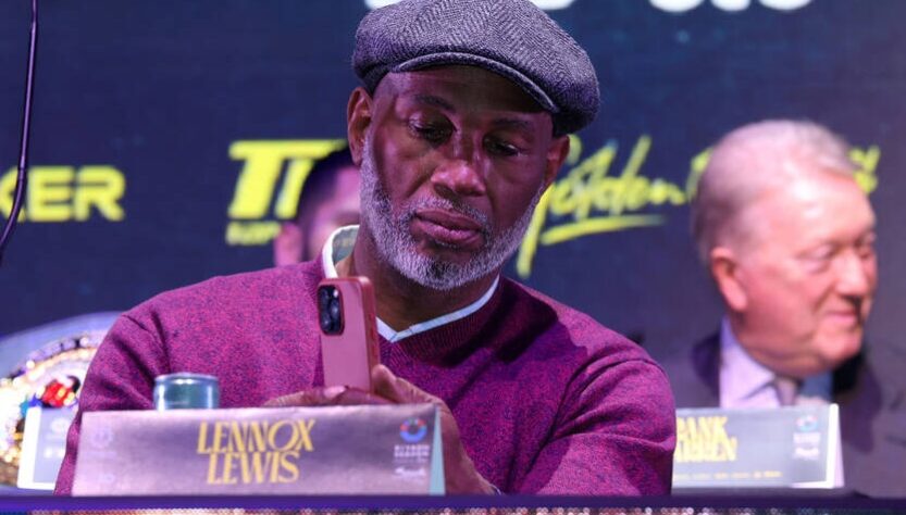 Новини спорту - Леннокс Льюїс відзначив значущість Усика для світового боксу