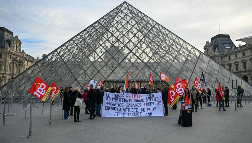 Новини світу - Лувр закрили через страйк працівників музею