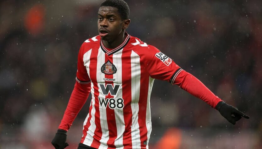 Новини спорту - Манчестер Юнайтед виявив інтерес до півзахисника новачка АПЛ