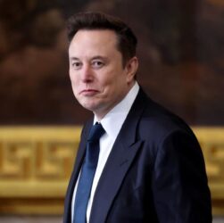 Новини бізнесу - Маск повернув собі пакет винагороди у $140 млрд