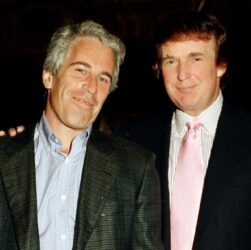 Новини світу - Мінюст США опублікував і спростував нові "файли Епштейна"